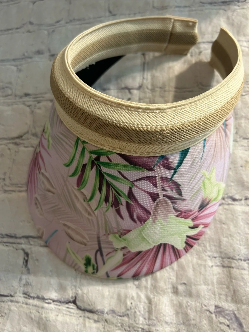 TROPICAL LEAF AND FLORAL SUN VISOR TAN/CREAM HEADBAND